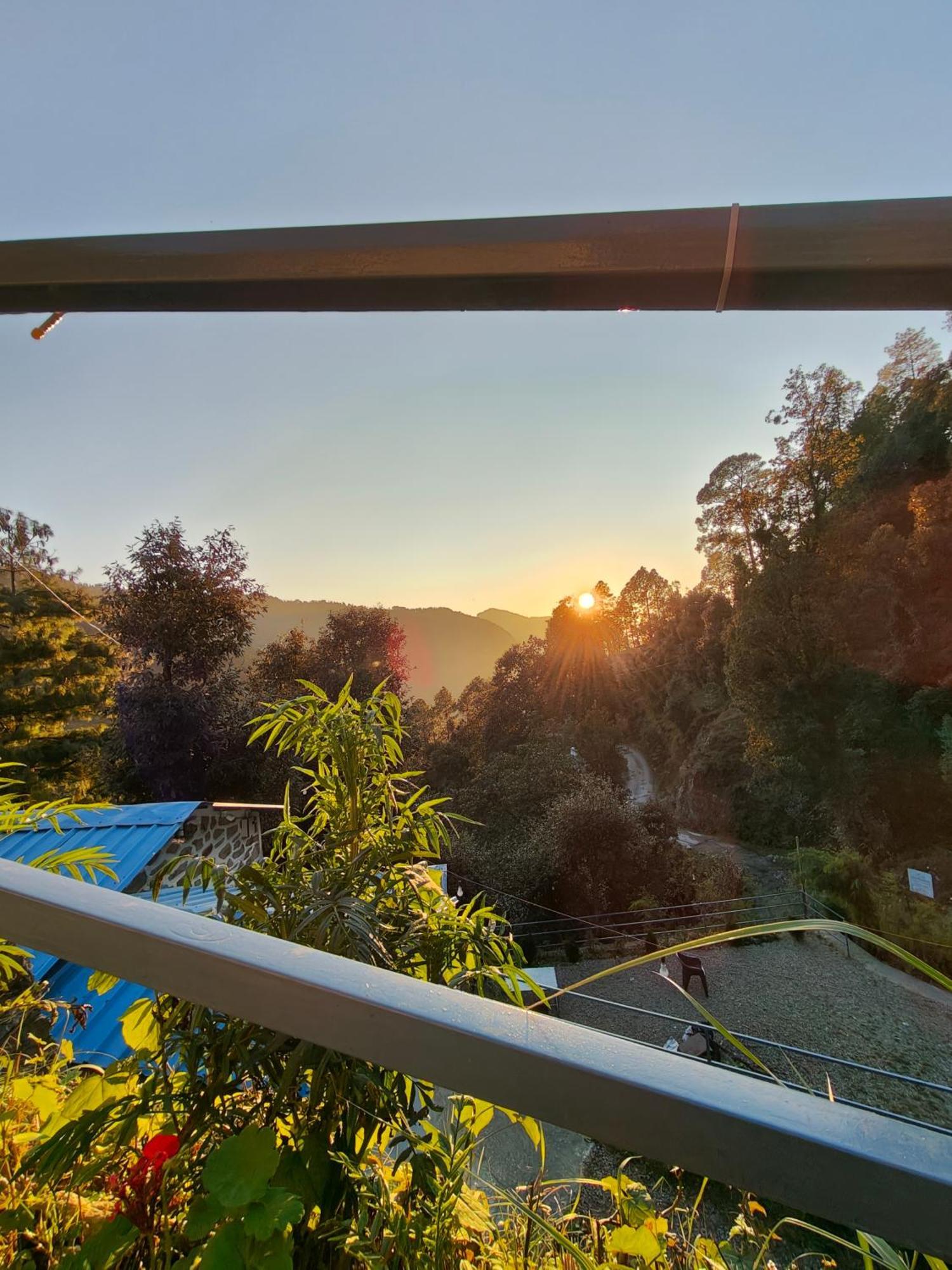 Himwanderer Camps & Cottages Pangot Nainital Kültér fotó